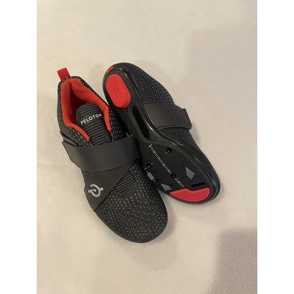 Peloton Altos Cycling Shoes for Bike Hook & Loop Sz 3.5 Mens 5 Women’s NO CLEATS - Picture 1 of 2